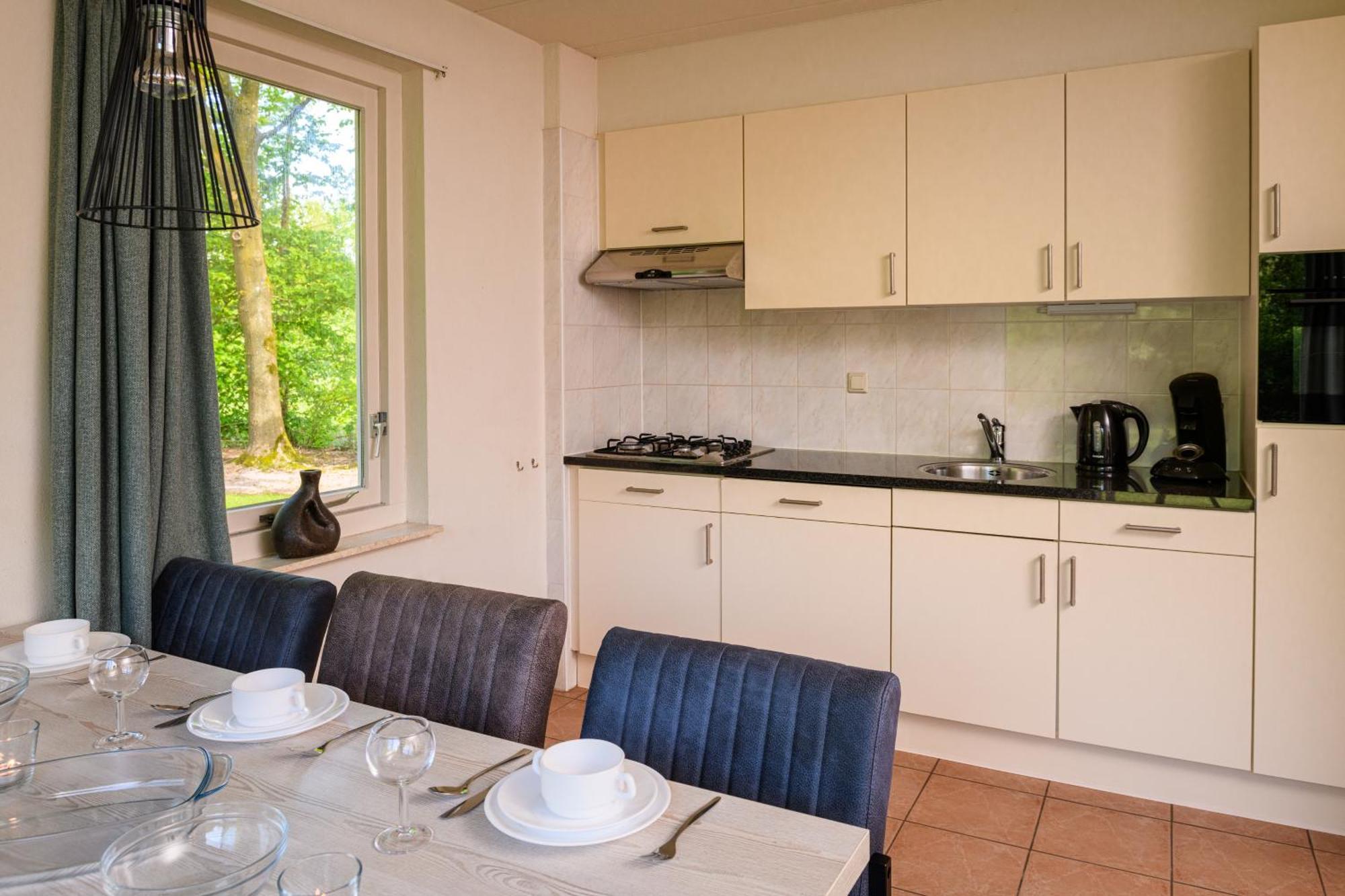 Summio Bungalowpark Het Drentse Wold Hoogersmilde Rum bild